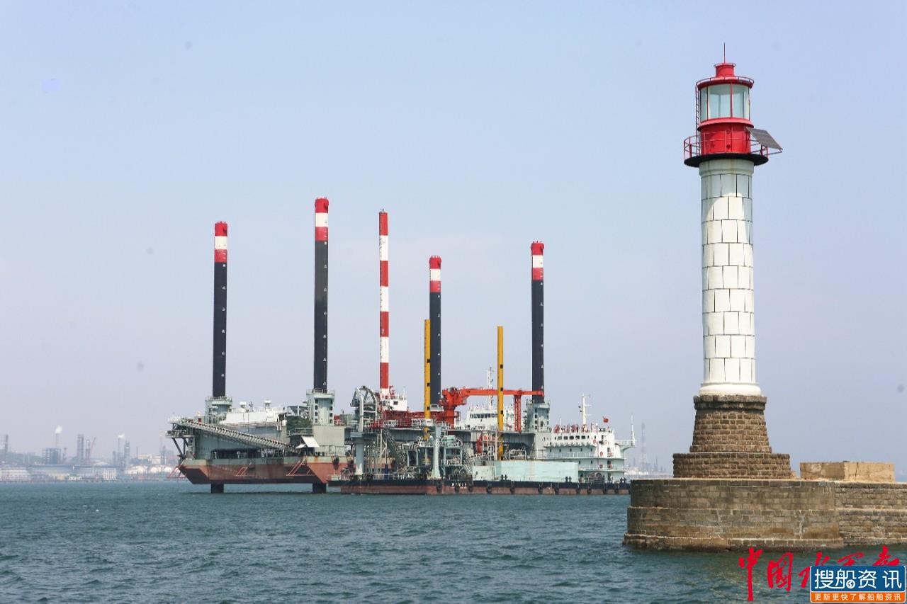 大连湾海底隧道建设工程碎石基床漂浮式整平试验圆满完成