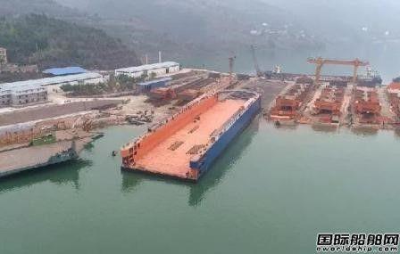 河牛复兴船务投资长江中上游最大的浮船坞投产