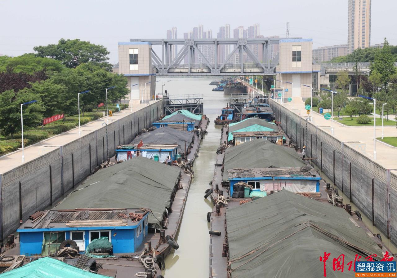 大修首考——泗阳船闸多措并举疏导放行下水单机船400余艘