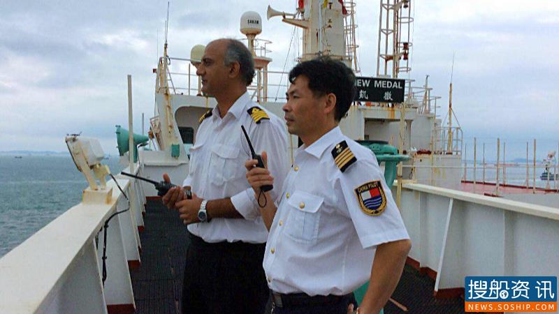迎风斗浪真英雄 ——记泉州港引航站副站长谢永奎
