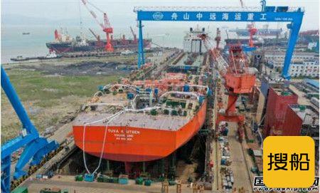 舟山中远海运重工15.2万吨穿梭油轮N687完成轴舵系照光节点