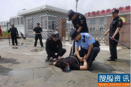 长航公安民警“铁脚板” 助力港口生产“加速跑”