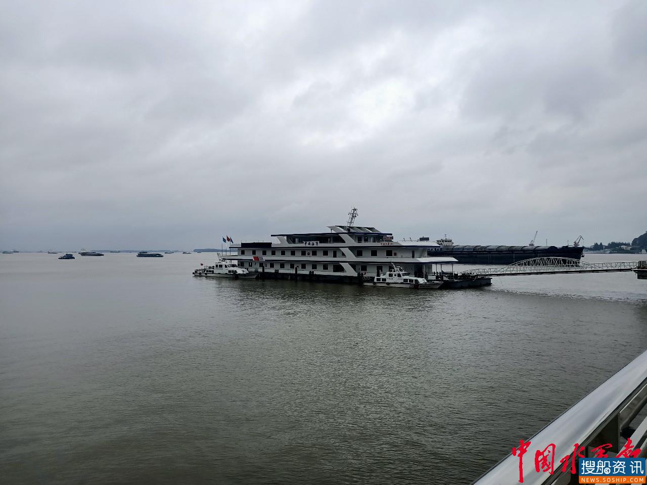 长江水位快速上涨,镇江海事严阵以待保障水上交通安全