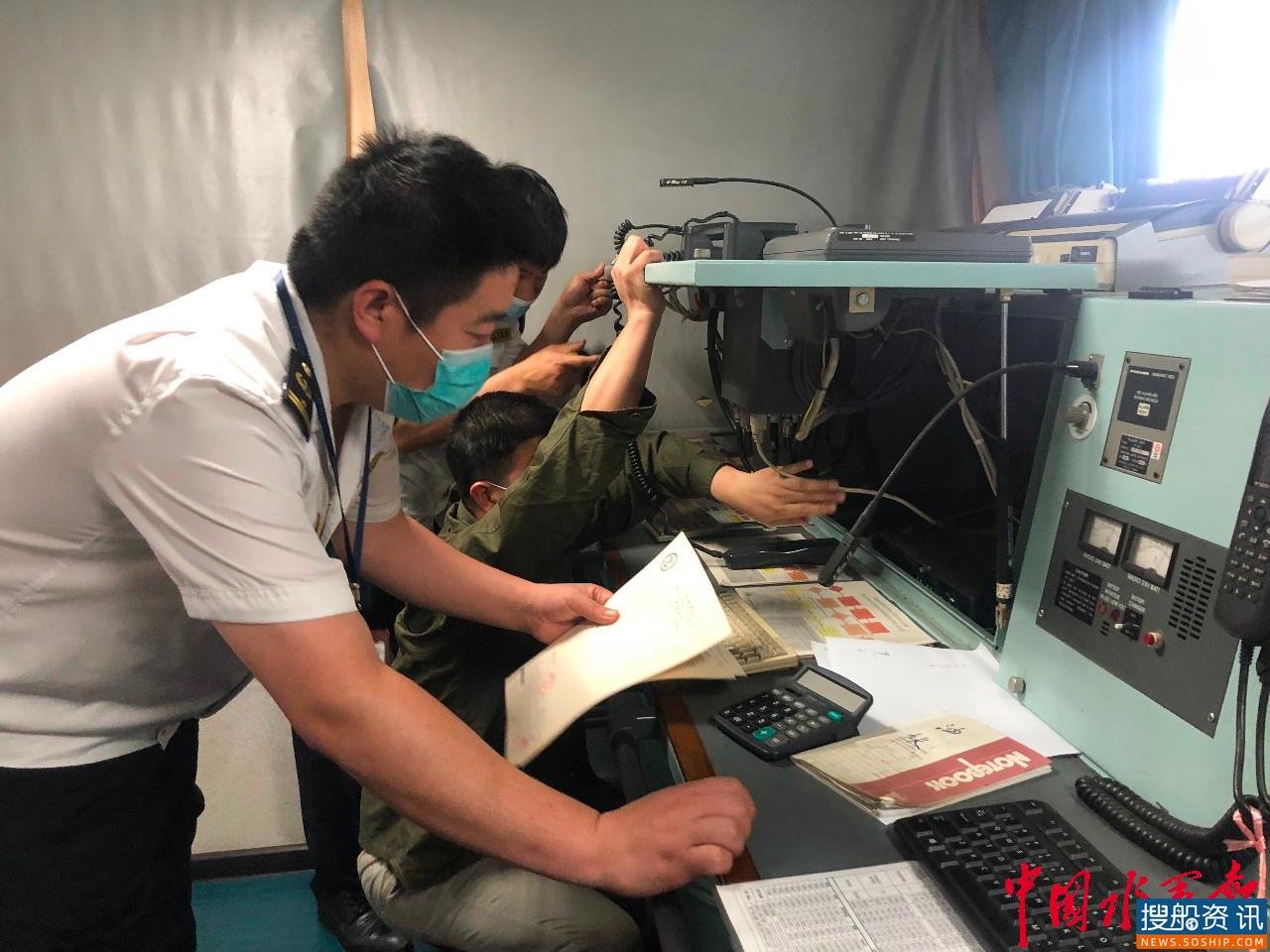 连云港海事局开展水上无线电联合执法行动