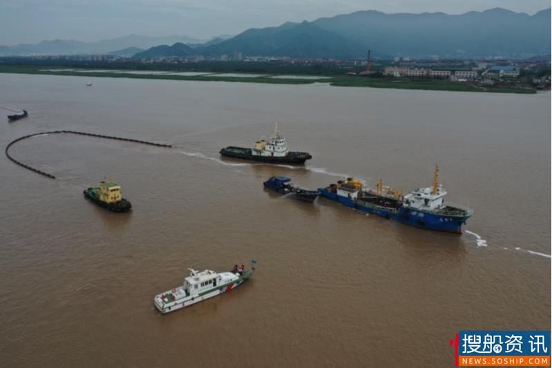 2020年台州海上溢油应急演习在椒江举行