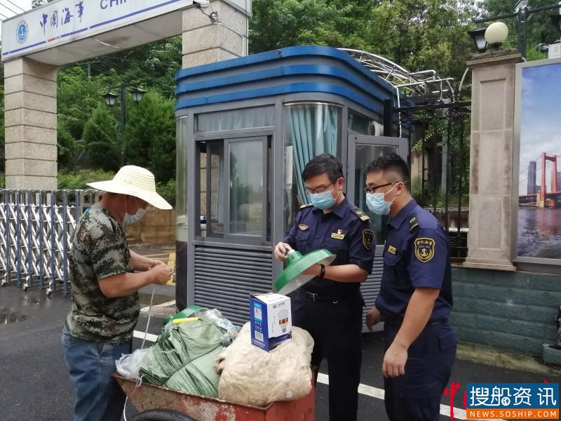 长江海事局全力以赴加强防汛工作