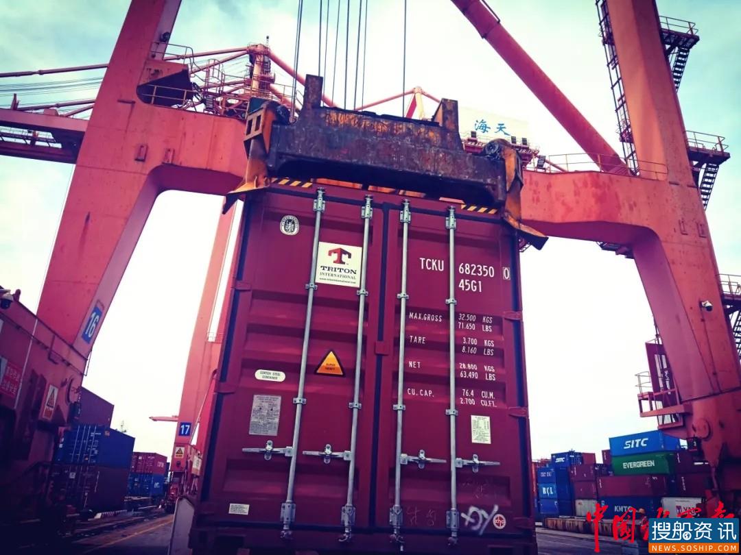 厦门港完成首个出口集装箱“抵港直装”业务