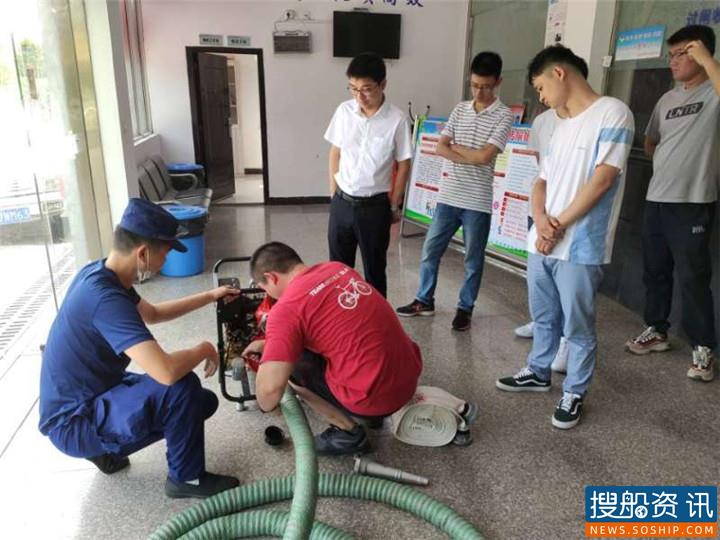 丹金船闸:落实各项防汛措施 确保船闸安全运行