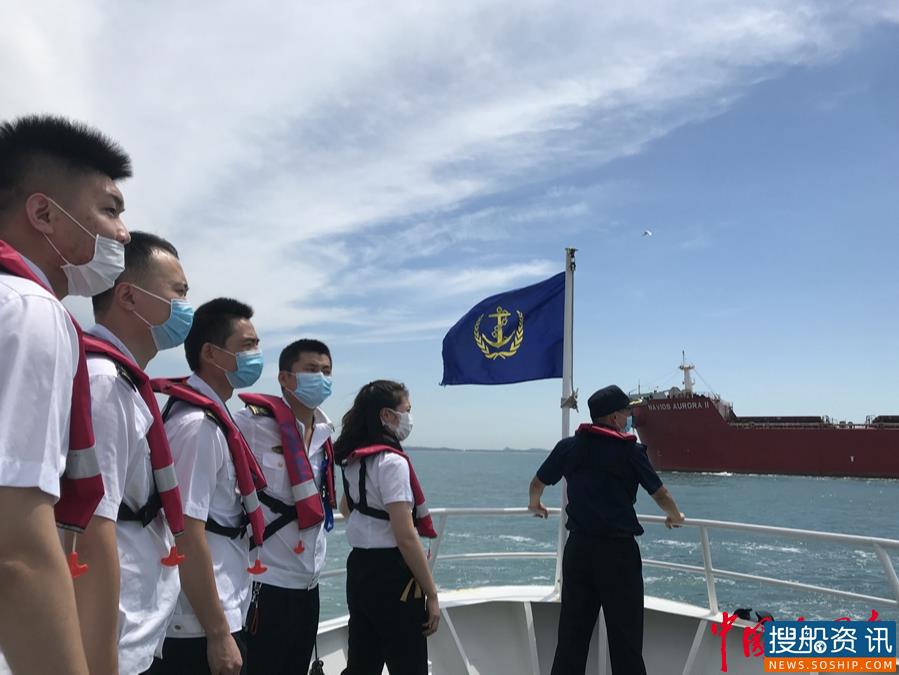泉州海事局VTS中心组织开展湄洲湾定线制实地巡航