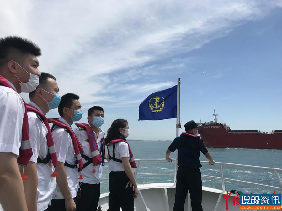 泉州海事局VTS中心组织开展湄洲湾定线制实地巡航