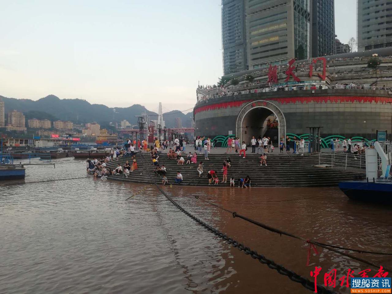 长江重庆主城段将迎入汛首次超警戒水位 部分水域禁航