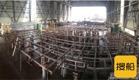 招商工业海门基地完成CMHI-221-1机舱单元首次吊装转运工程