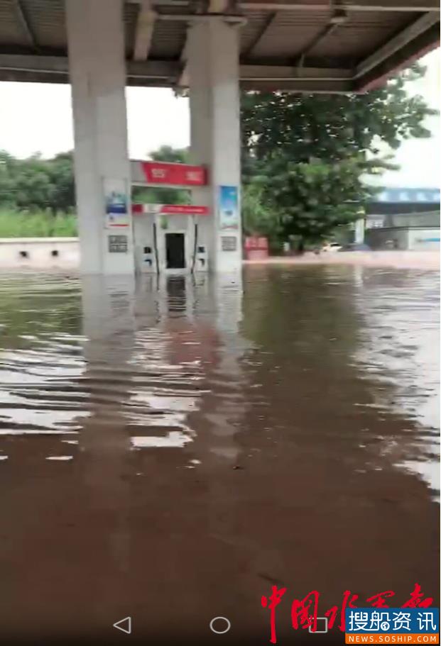 加油站突遭暴雨洪涝,女站长沉稳组织抢险——中长燃318加油站抗洪抢险纪实