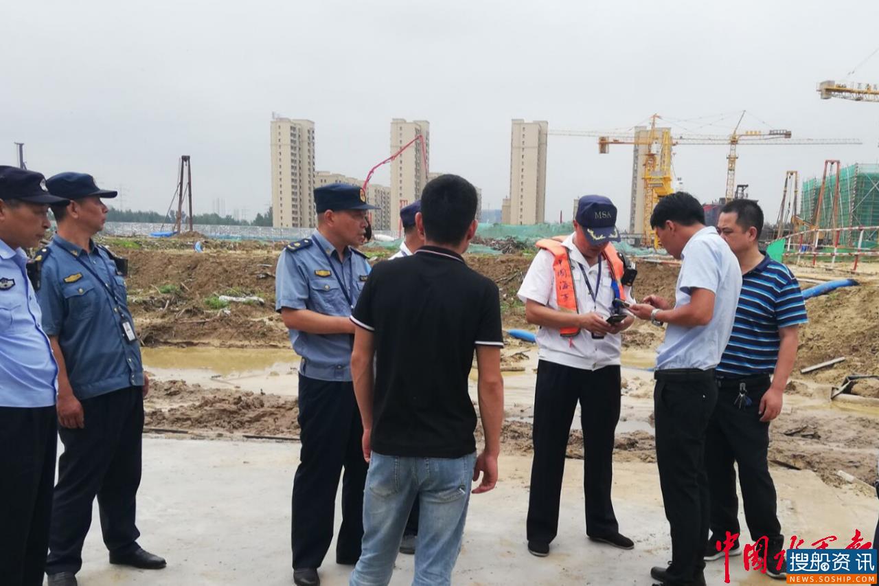 京杭运河两淮段四家执法单位联合突击检查泥浆运输