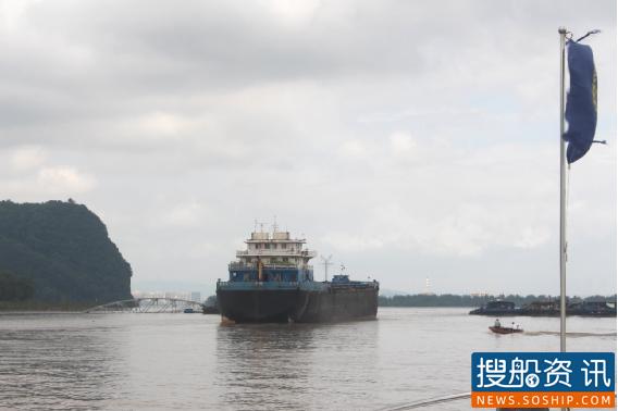 黄石港区海事处严格管控非运输船 扣留违规小交通艇