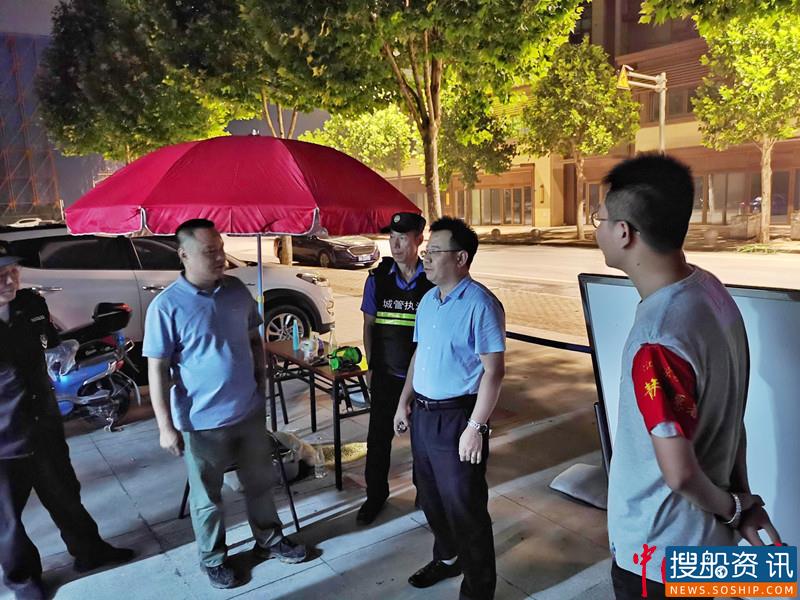 向水而行 筑牢青春堤坝   南京航道局青年防汛突击队“守夜”进行时