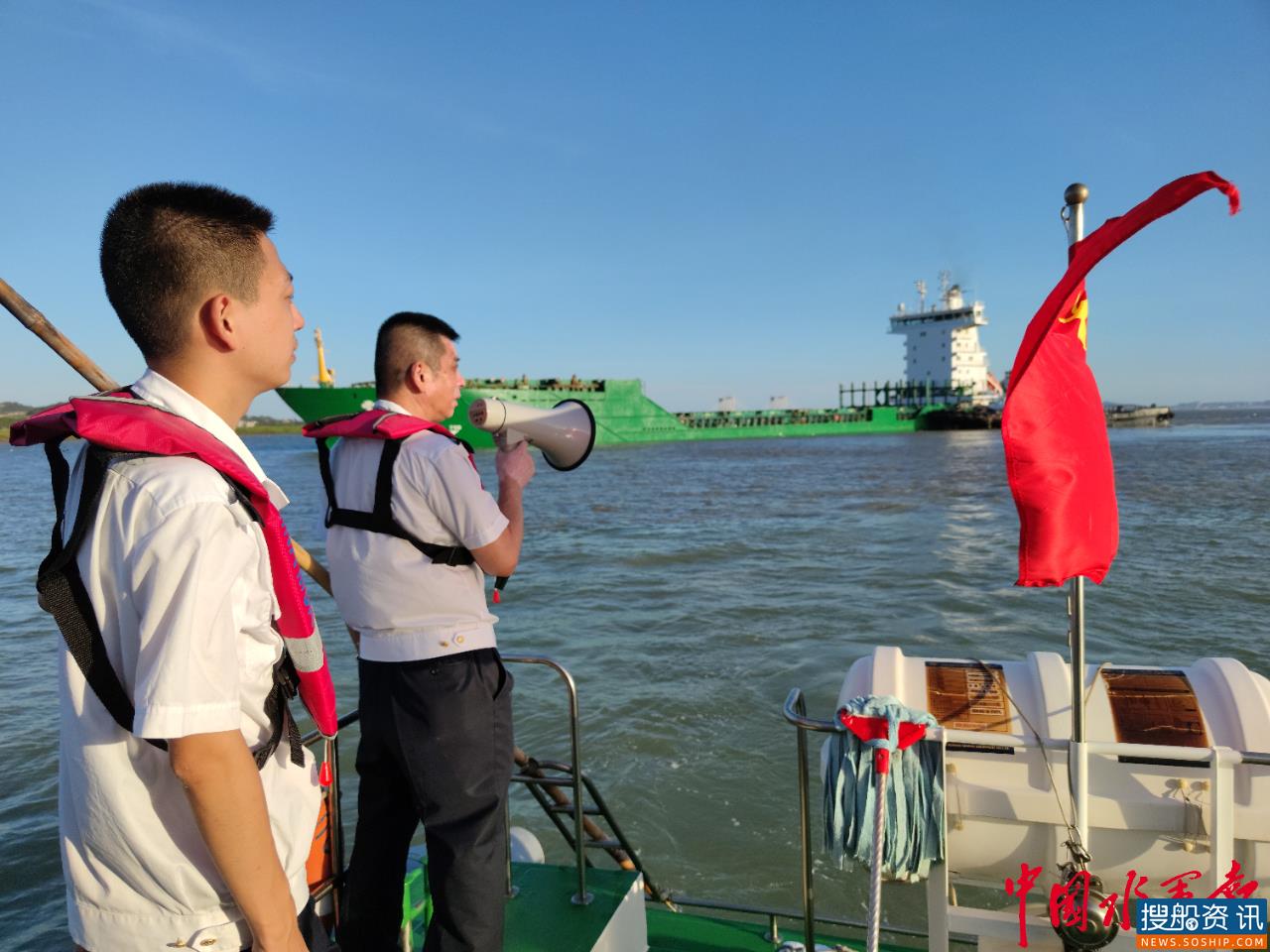 台风“米克拉”来袭 福建泉州海域防台进入Ⅱ级警戒