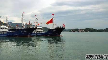 立新船舶同日交付5艘远洋拖网渔船创新纪录