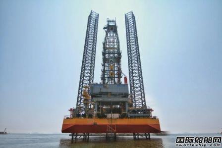大连中远海运重工云交付一座自升式钻井平台