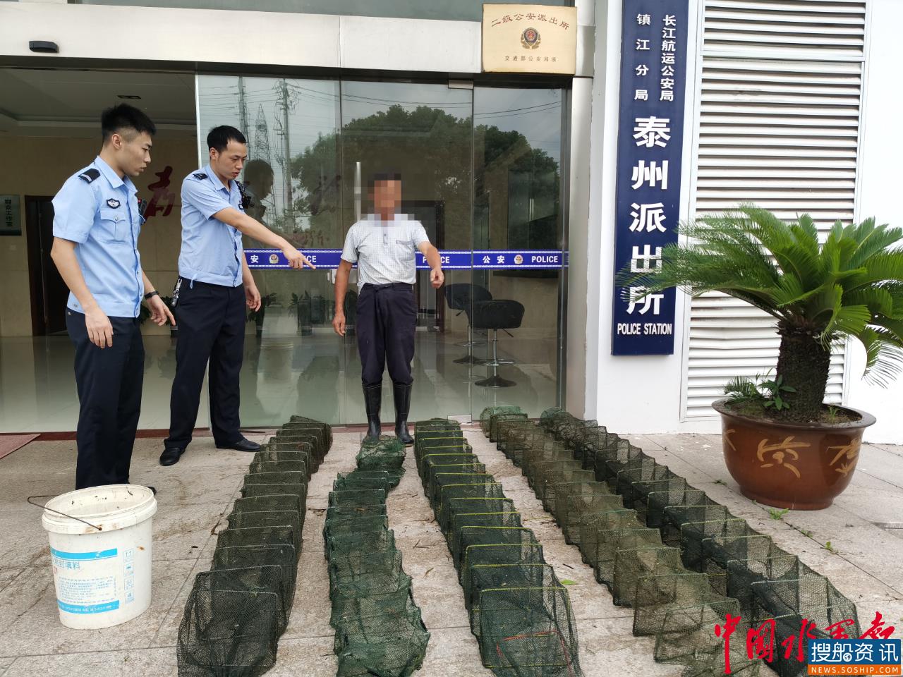江苏镇江:织密“四张网”严打 长江干线水域非法捕捞