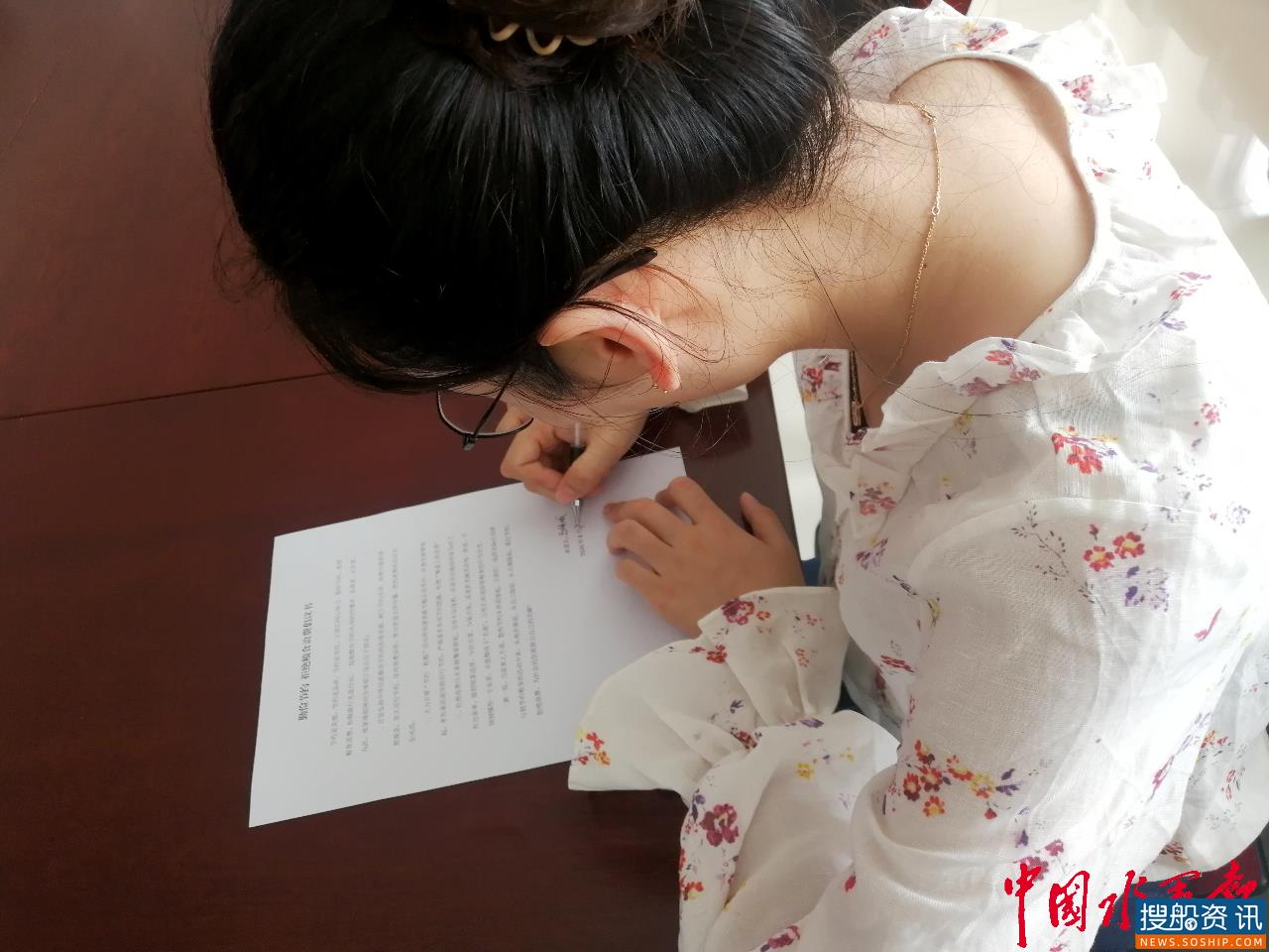 张家港船闸开展“杜绝浪费 节约粮食”道德讲堂活动