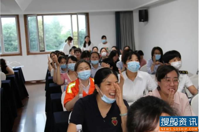 讲座暖人心,减压更自信,威海港女职工为这次培训点赞!