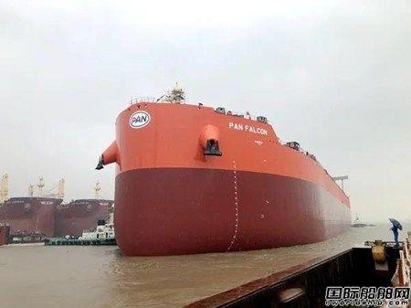 新时代造船交付Pan Ocean一艘208000吨散货船