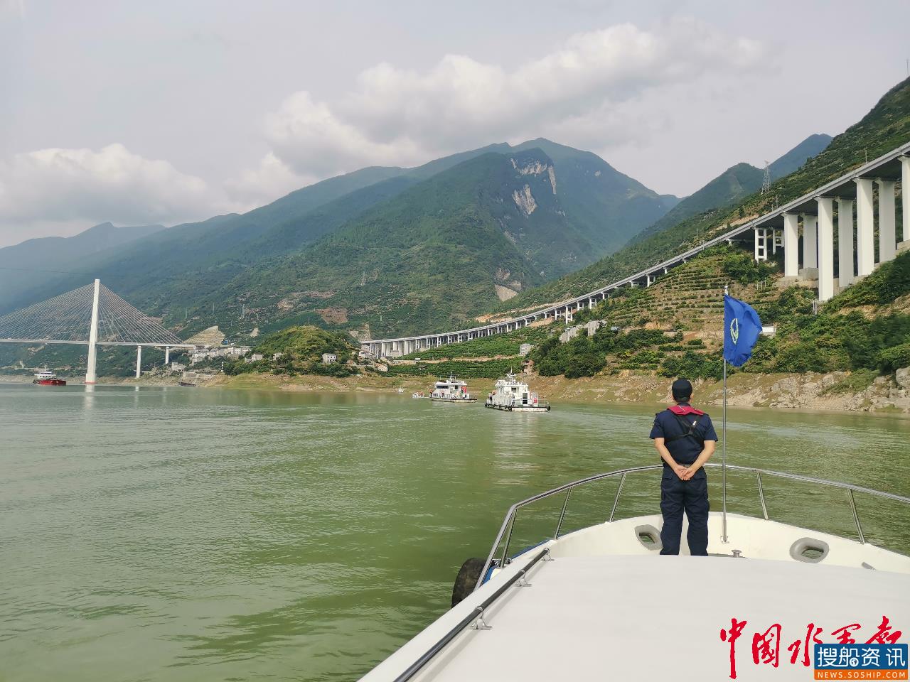 归州海事积极参与打击非法捕捞联合行动