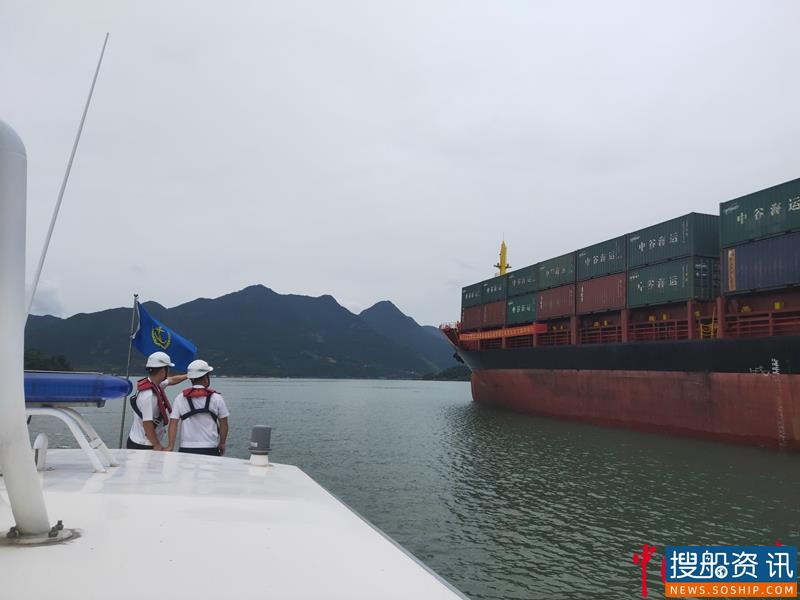 宁德海事部门保障辖区首艘装载锂离子蓄电池集装箱船顺利出港