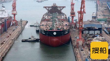 渤船重工32万吨超大型原油船9号船提前下水