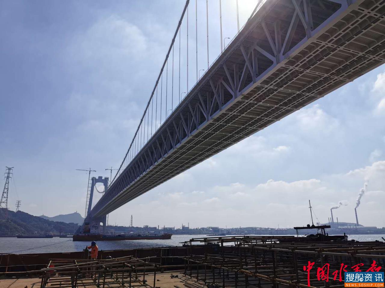 世界首座高铁悬索桥——五峰山长江大桥通车进入倒计时