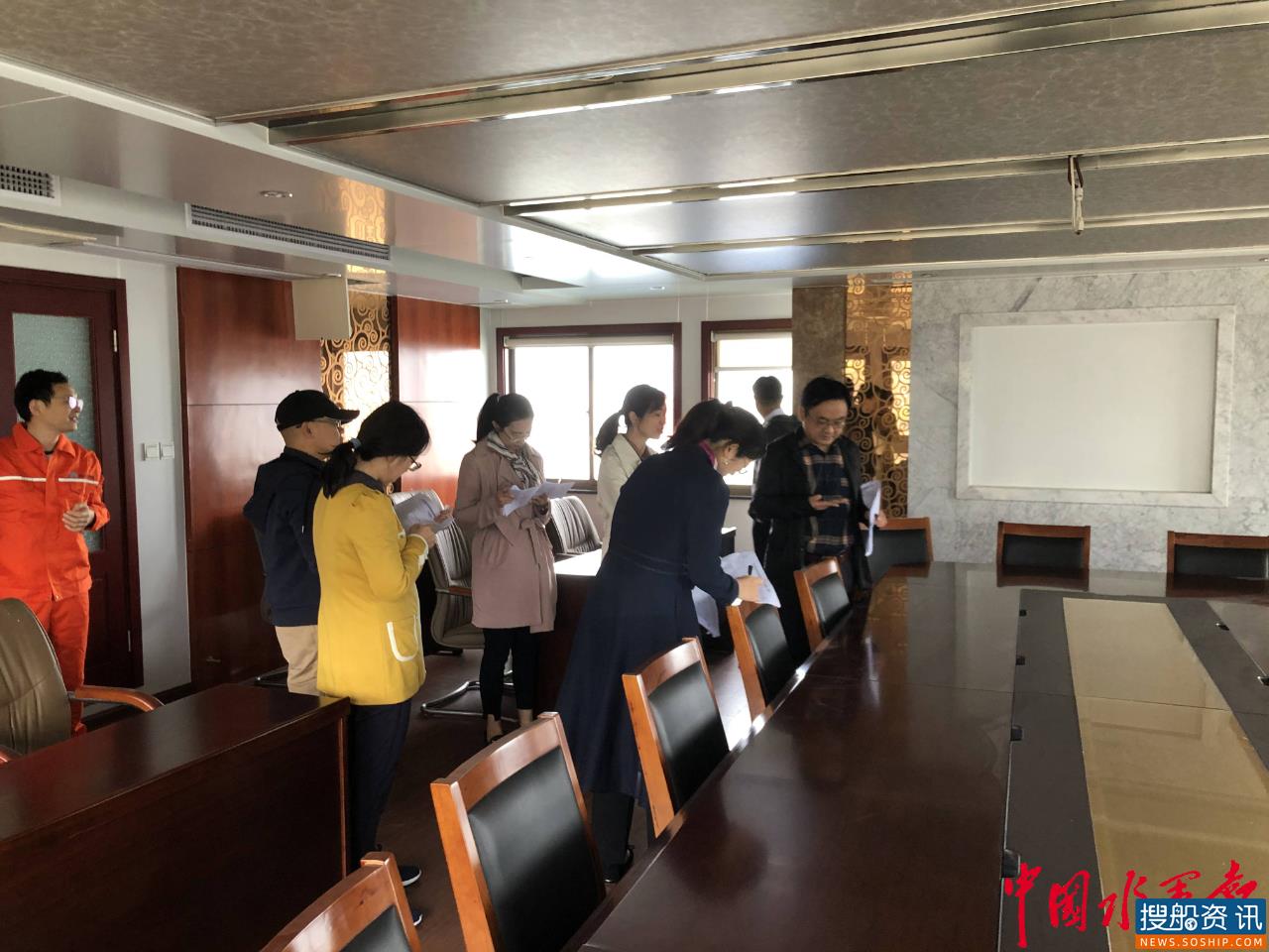 长江南京航道局开展船容船貌专项检查