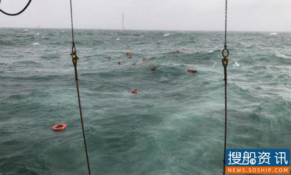 马来西亚近海船沉没，121名船员获救，1人死亡，4人失踪