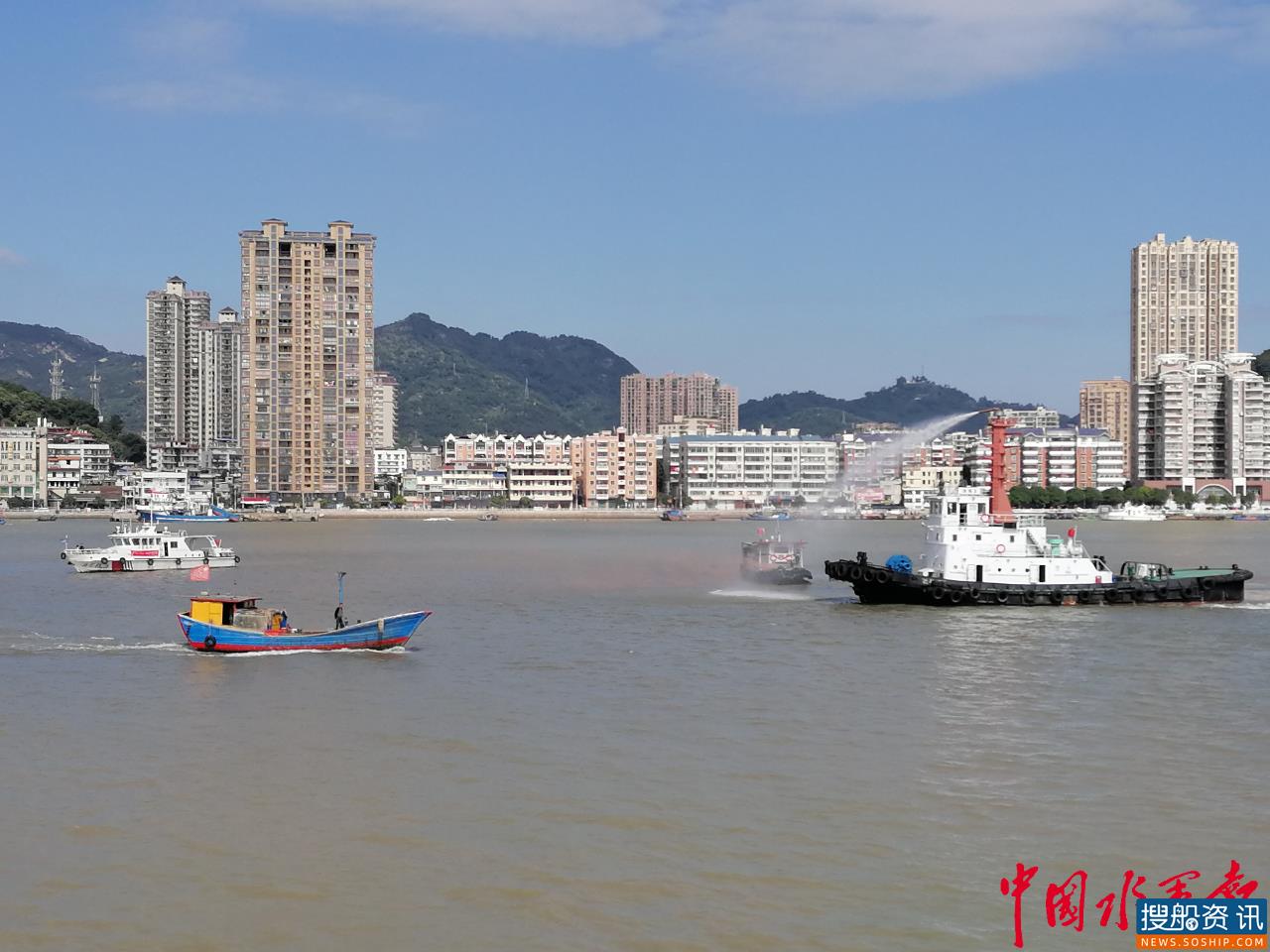 福州连江海事处成功组织连江县沿海客渡船综合救援应急演练