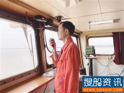 高擎党旗阔步行 “南航”扬帆正当时