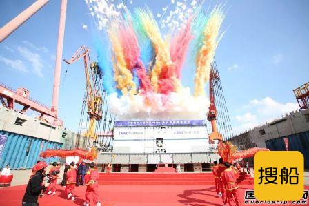 里程碑！首艘国产大型邮轮转入坞内开始总装