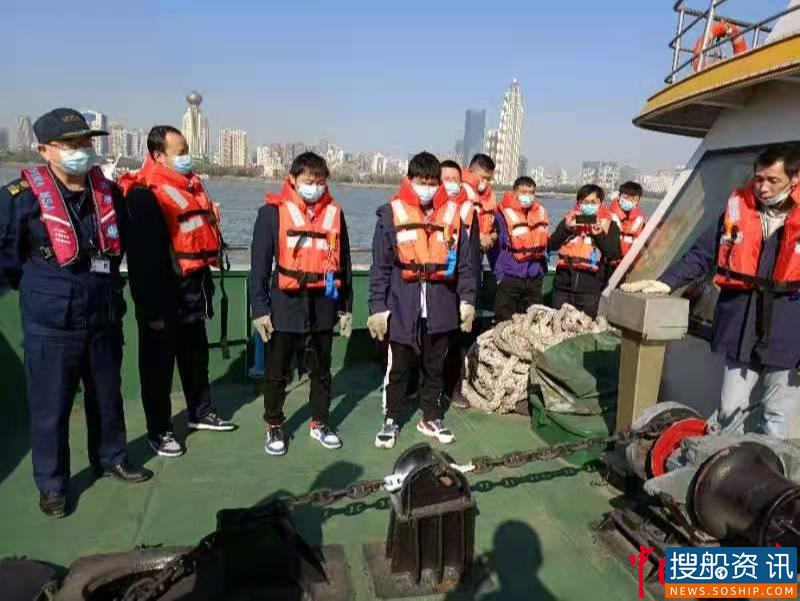 武汉港区海事以练促战 打造平安城市渡
