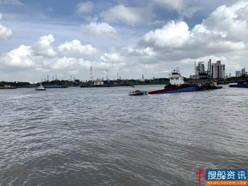 货船突然自沉,上海海事局展开紧急救援!