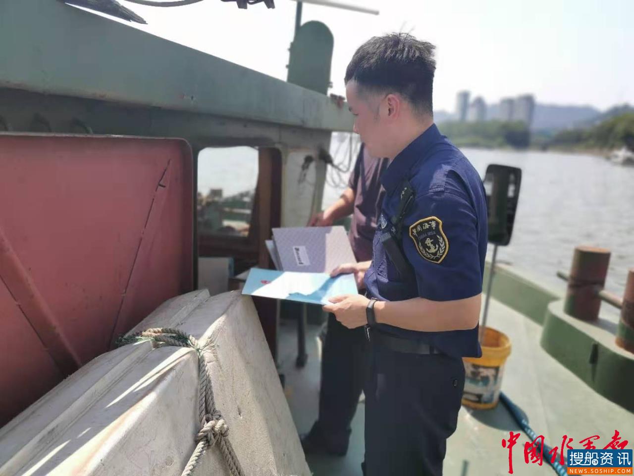 杭州交通港航桐庐大队持续推进船舶污染物上岸