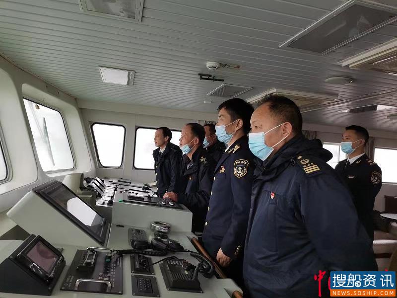 荆州海事局组织2020年枯水期全航段巡航