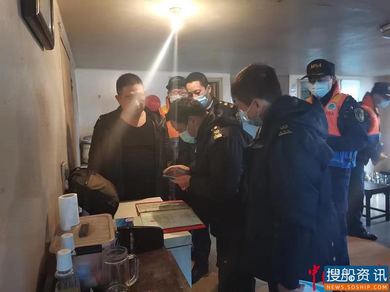 荆州海事局组织2020年枯水期全航段巡航