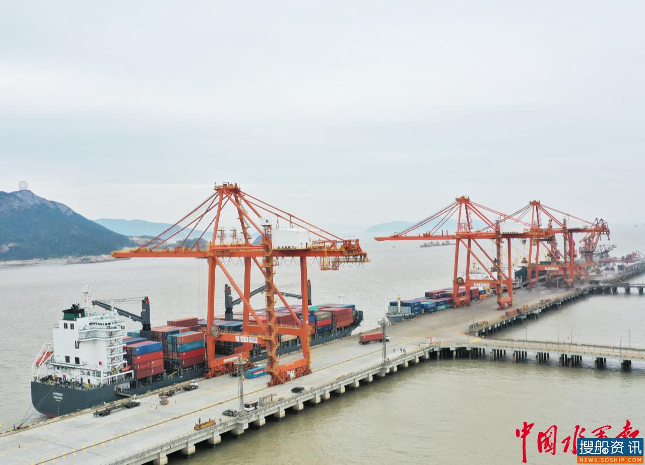 “温州-海参崴”集装箱快速航线开通