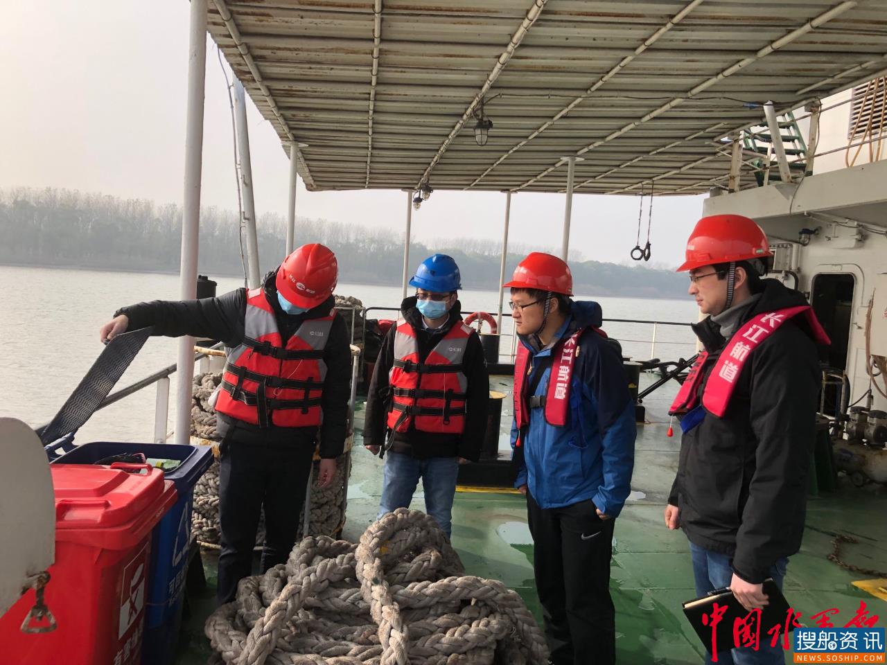 长江南京航道局开展宝塔水道维护疏浚率定和安全检查工作