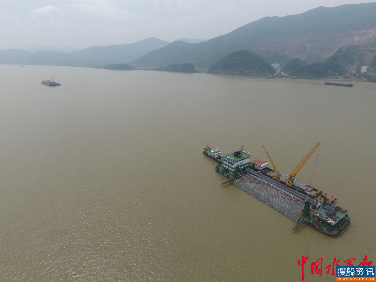 长江中游鲤鱼山水道航道整治工程斩获“水运交通优质工程奖”