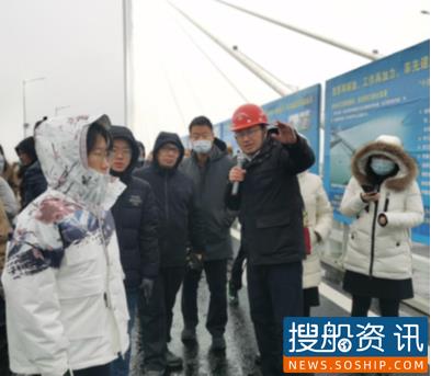 央媒聚焦南京长江五桥