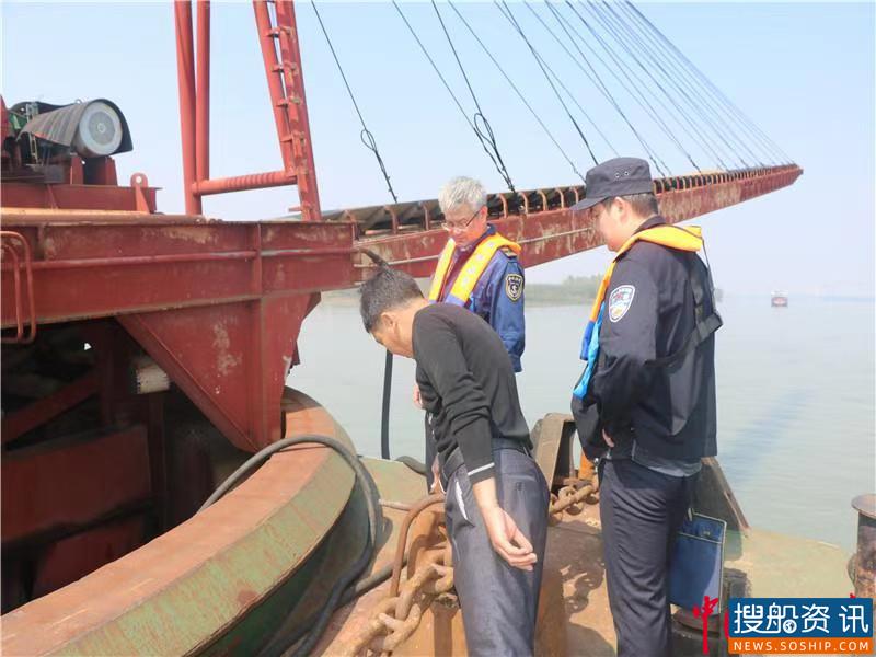 荆州海事局强化冬季枯水施工作业区安全与防污染监管