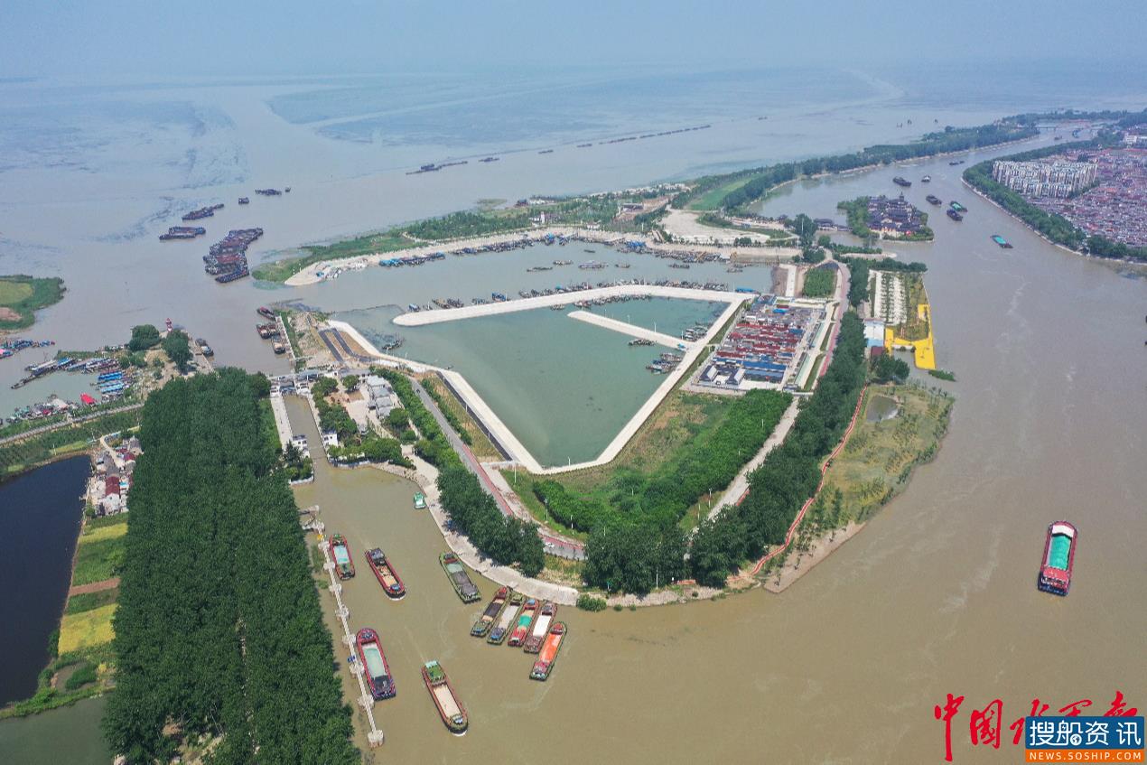 逆势增长 再攀高峰 运西船闸船舶通过量创历史新高