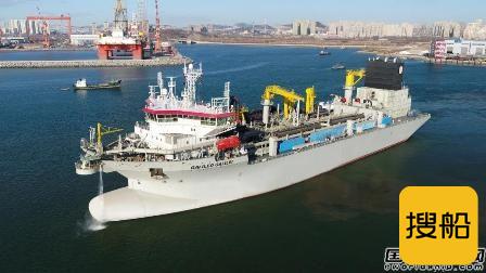 大连中远海运重工交付18000立方米耙吸式挖泥船