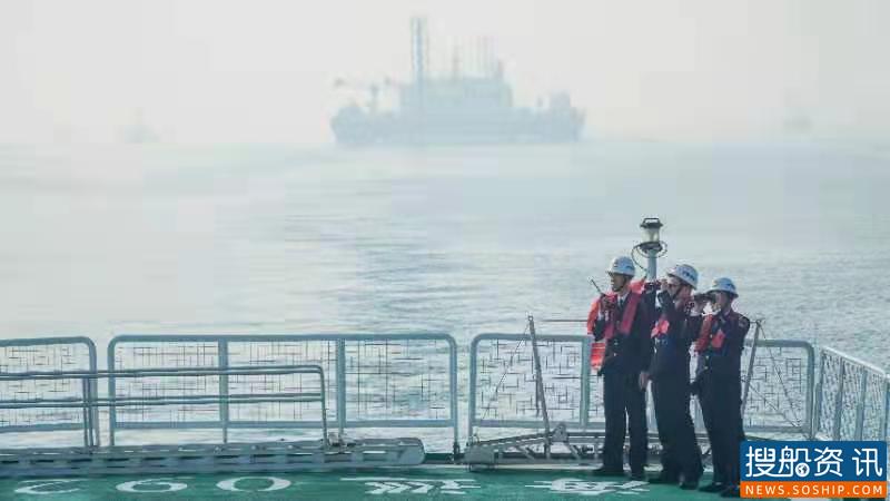 广州海事部门成功护航深中通道2021年首次沉管浮运