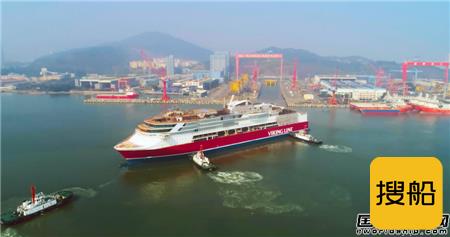 厦船重工首制2800客邮轮型客滚船顺利出坞